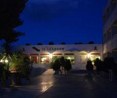Pelagos Hotel Dhrosia Exteriör bild